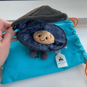 Jellycat Gray and Blue Oyster Plush with Smiling Pearl